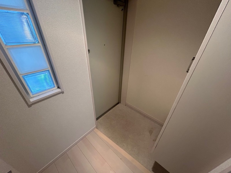 玄関　同物件別部屋イメージ