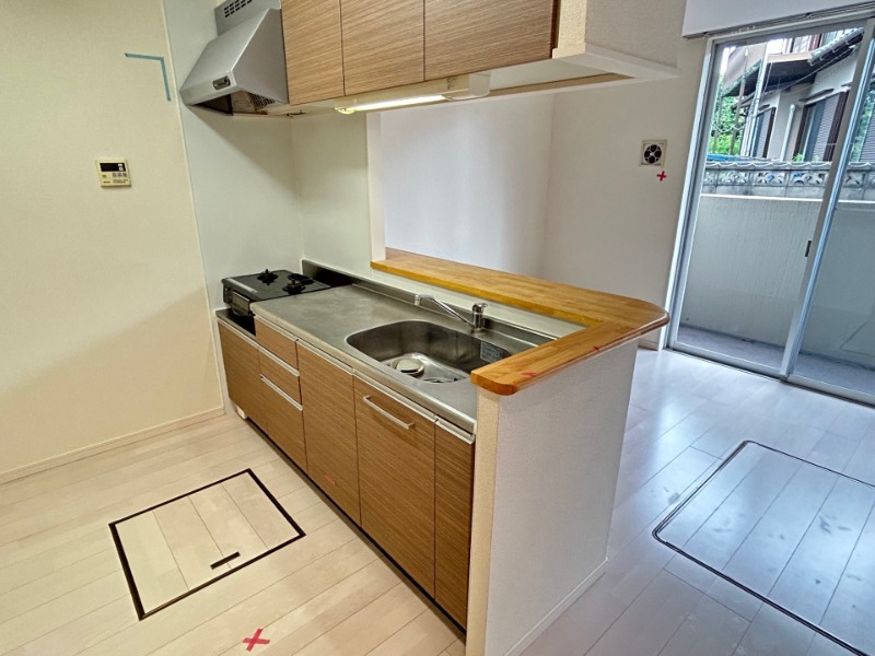 キッチン　同物件別部屋イメージ