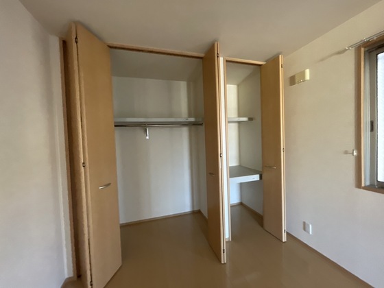 収納　※別部屋の写真です