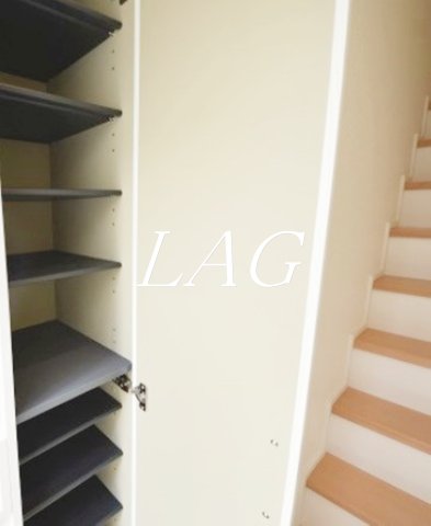 玄関　玄関です。