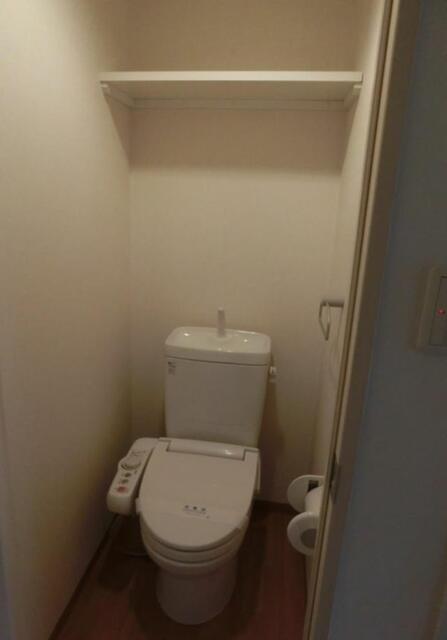 トイレ　清潔感のあるトイレです