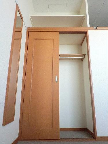 収納　クローゼット