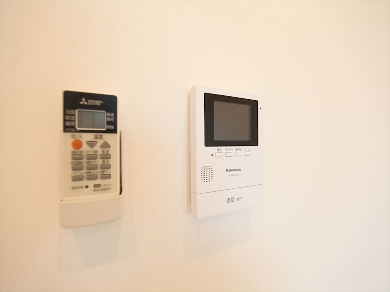 セキュリティ　ＴＶモニター付インターホン　イメージ写真