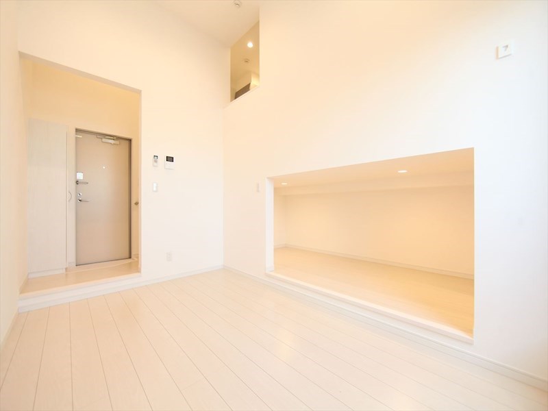 居室・リビング　洋室5.2帖　アンダーロフト5.4帖（寝室にも使えます）イメ