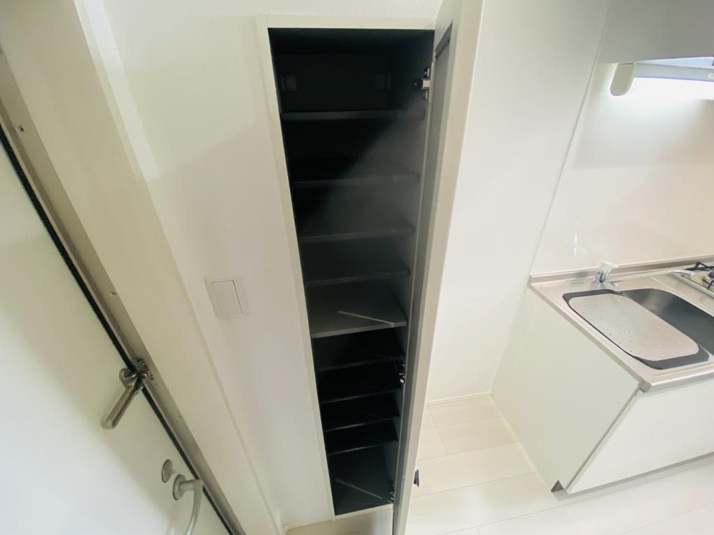 玄関　※同タイプ参考写真