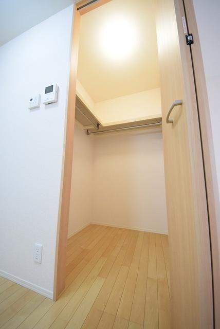 収納　ウォークインクローゼット