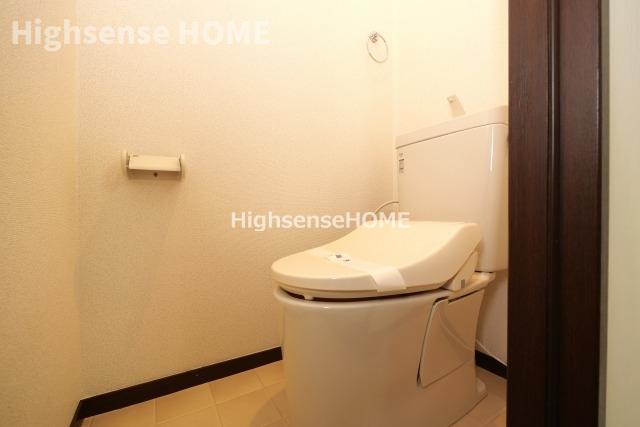 トイレ　清潔感のあるトイレです