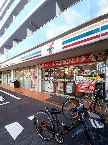コンビニ　セブンイレブン板橋東新町１丁目（コンビニ）まで93m