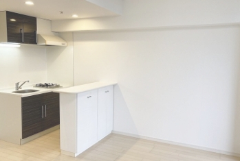 居室・リビング　☆明るい居室☆