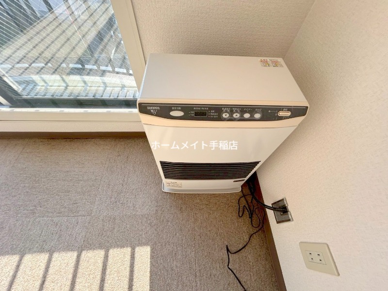 その他設備　灯油ストーブ付きです！