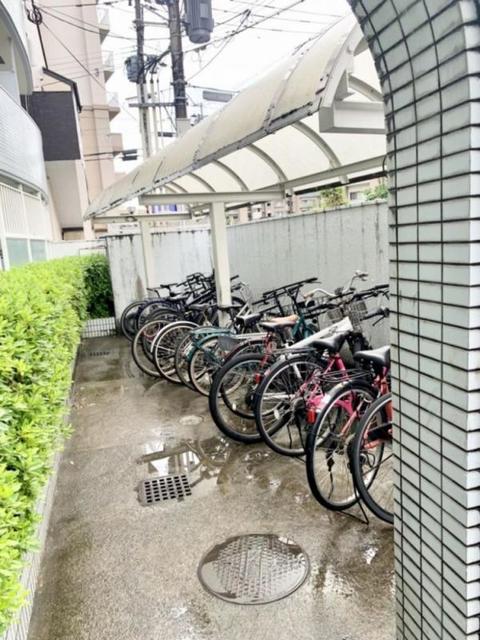 その他共有部分　【駐輪場】現況優先致します。