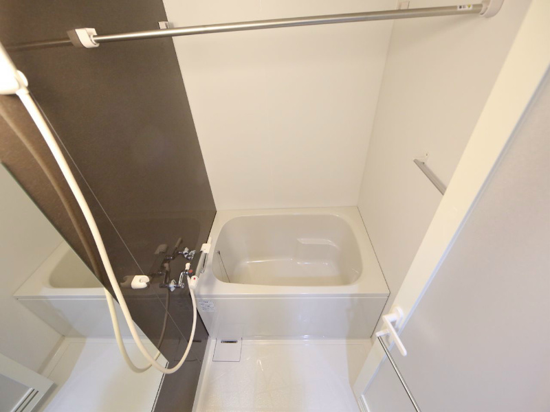 バス・シャワールーム　浴室暖房乾燥機付　24時間換気機能付バスルーム