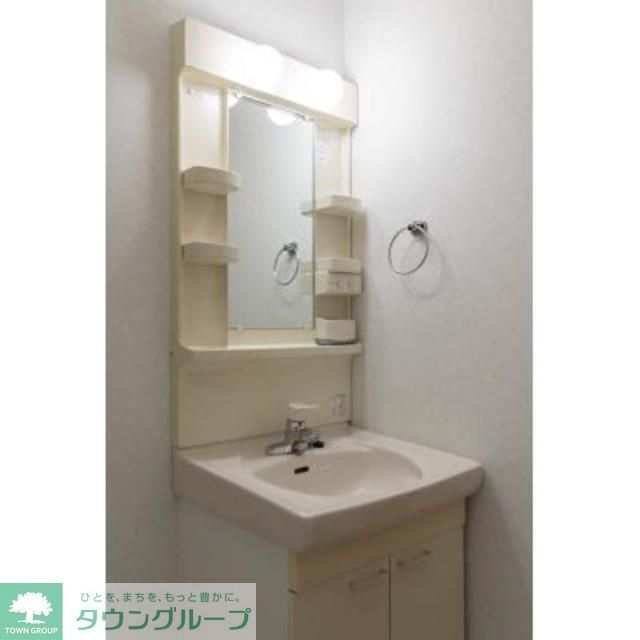 洗面設備　※写真は同タイプ住戸です。