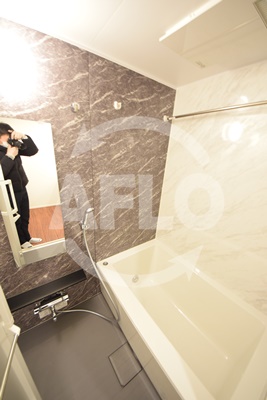 バス・シャワールーム　RJR堺筋本町タワー　浴室