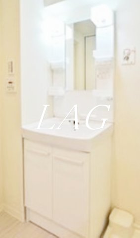 洗面設備　独立洗面台です。