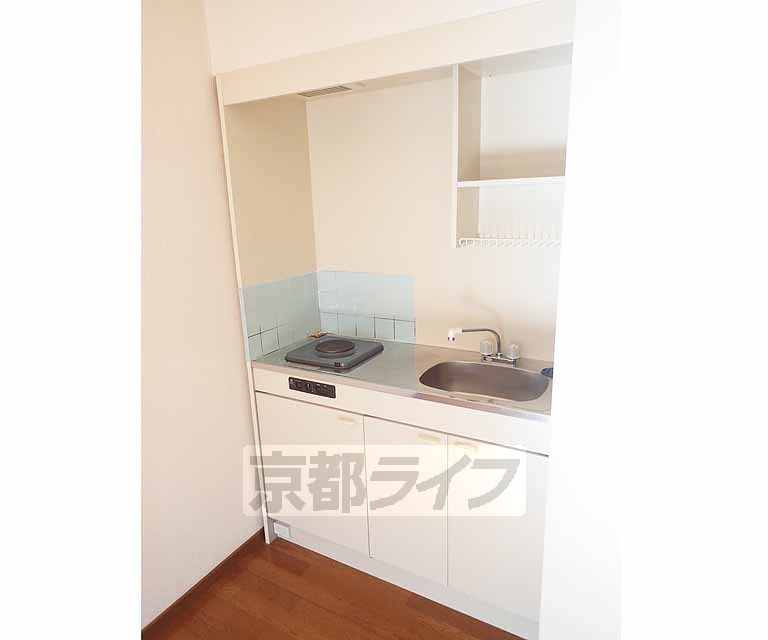 キッチン　コンパクトなキッチンです。