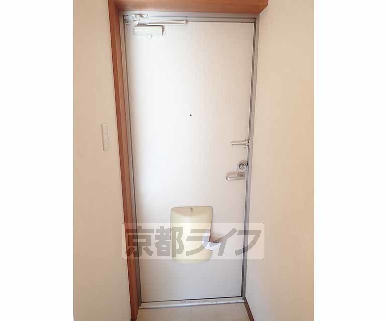 その他設備　しっかりとしたドアです。