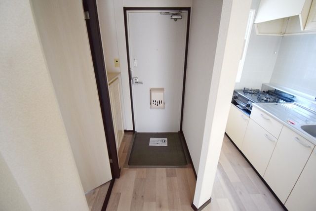 玄関　別部屋参考写真