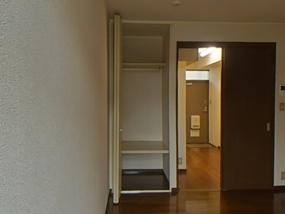 収納　※別部屋の写真です