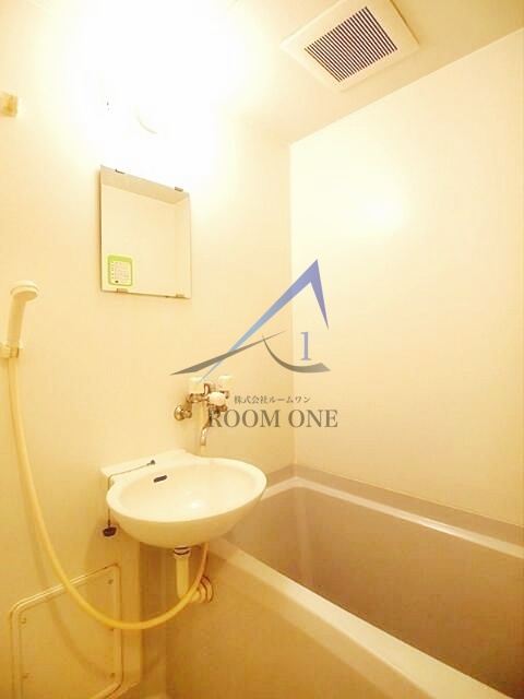 バス・シャワールーム　お風呂です。