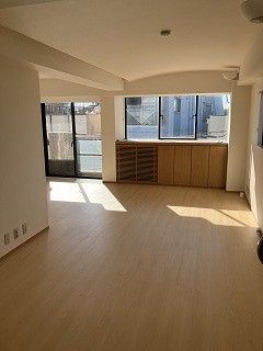 居室・リビング　LINEでのお問い合わせもお待ちしております♪