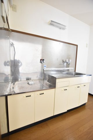 キッチン　画像は別号室。ご参考にどうぞ