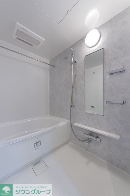 バス・シャワールーム　※写真は同タイプ住戸です。