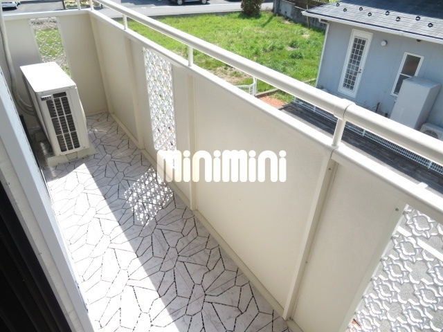 バルコニー　※写真は同物件の反転タイプ