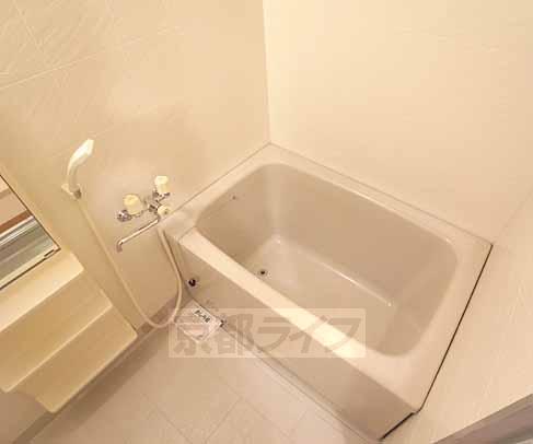 バス・シャワールーム　お風呂です。