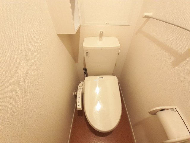 トイレ　トイレもきれいです