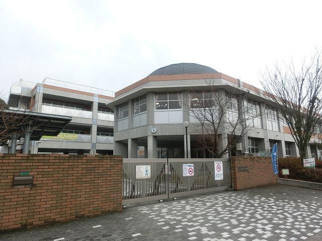 小学校　北九州市立星ケ丘小学校（小学校）まで290m