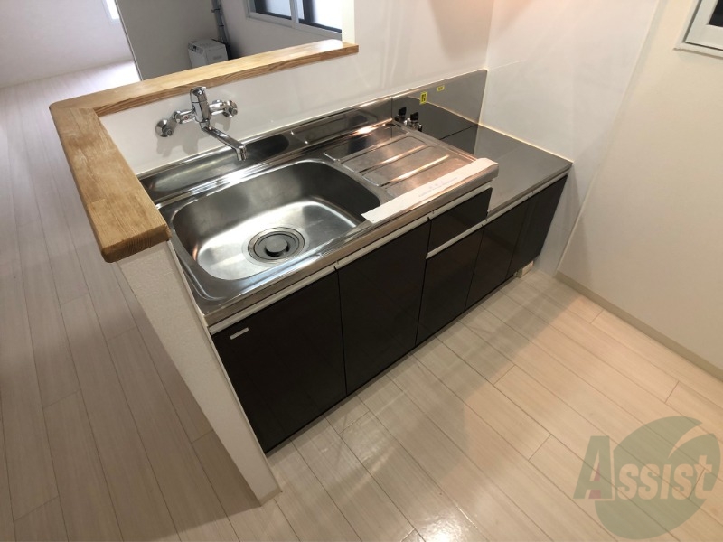 キッチン　リビングが見渡せる対面キッチンになってます。