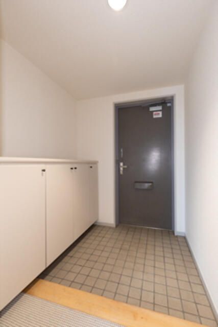 玄関　別タイプ部屋　参考写真です