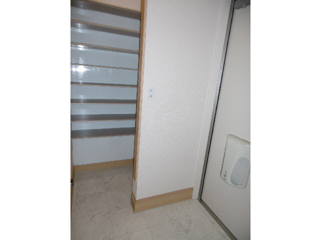 玄関　玄関（101）