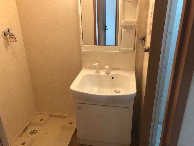 洗面設備　洗髪洗面化粧台