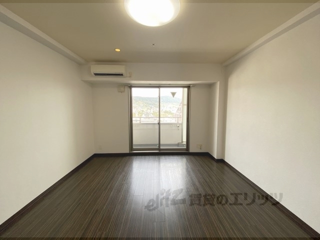 居室・リビング　居室