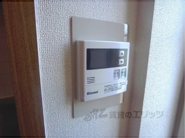 その他設備　給湯器リモコン