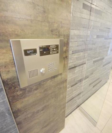 セキュリティ　★安心のオートロック完備★