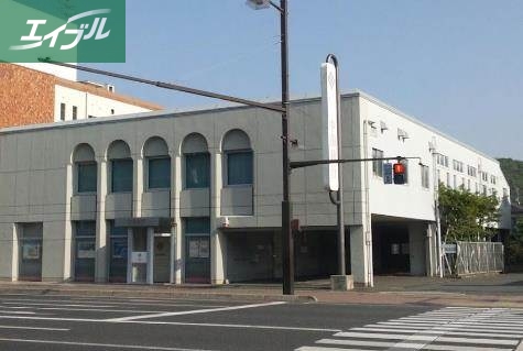 銀行　中国銀行津島支店（銀行）まで1268m