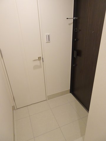 玄関　KDXレジデンス横濱紅葉坂