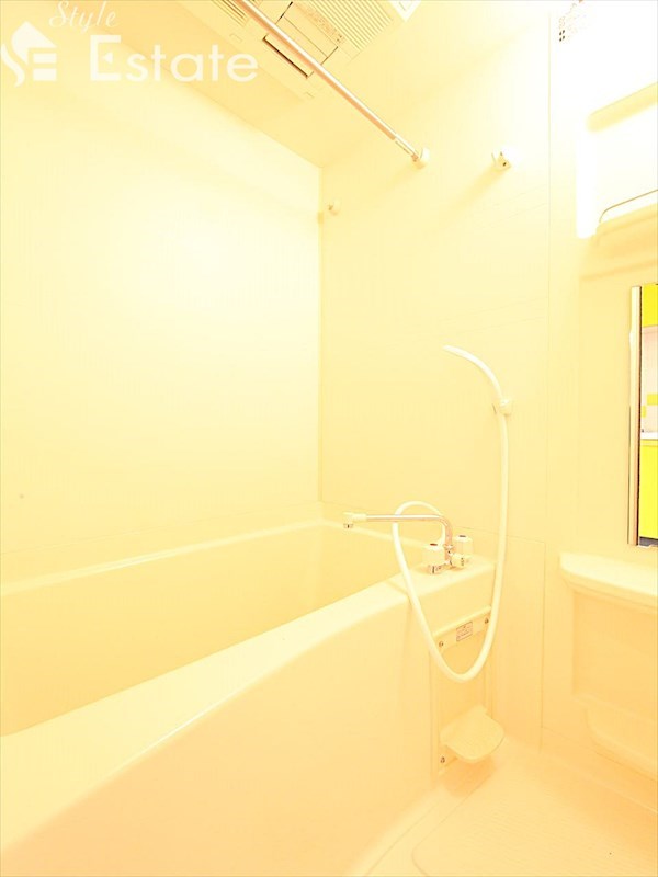 バス・シャワールーム　バスルーム