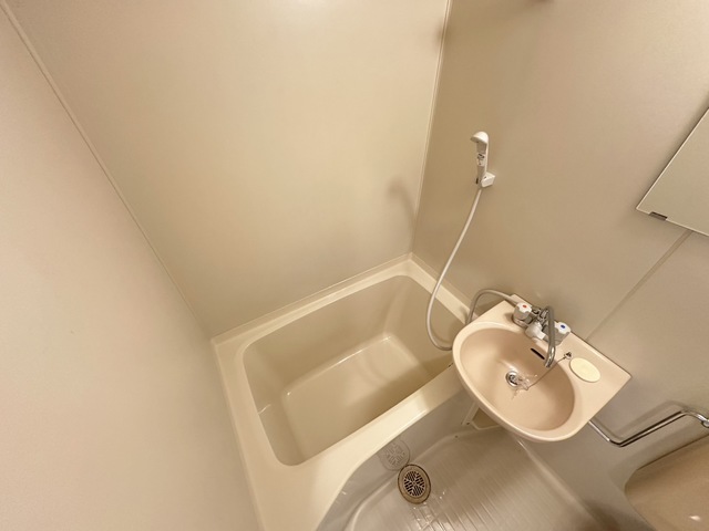 バス・シャワールーム　★別部屋参考写真です★