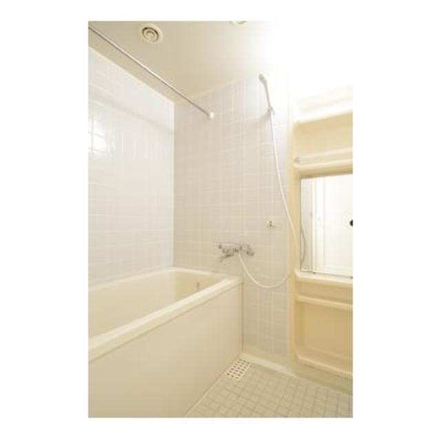 バス・シャワールーム　※写真は同タイプ住戸です。