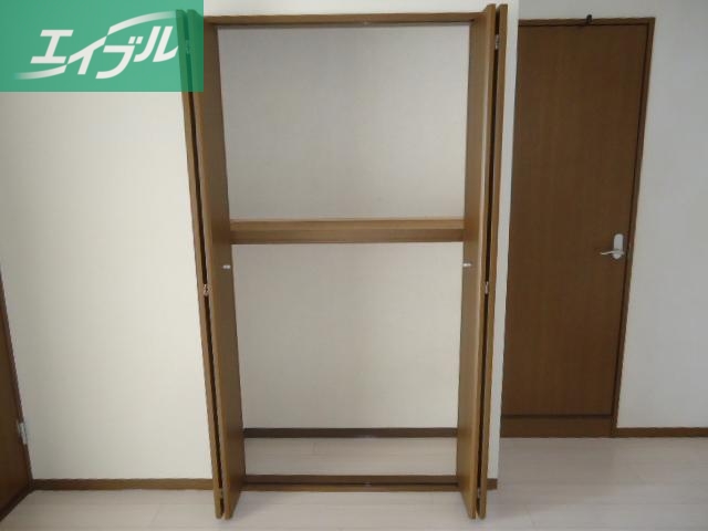 収納　リビング収納