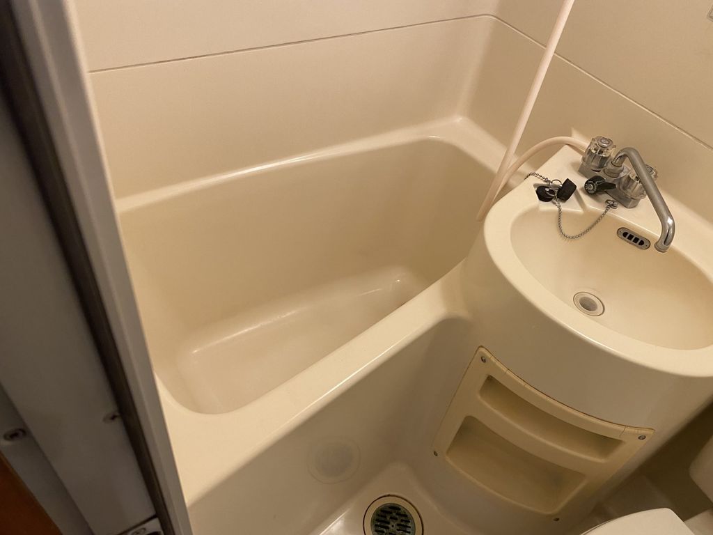 バス・シャワールーム　洗面