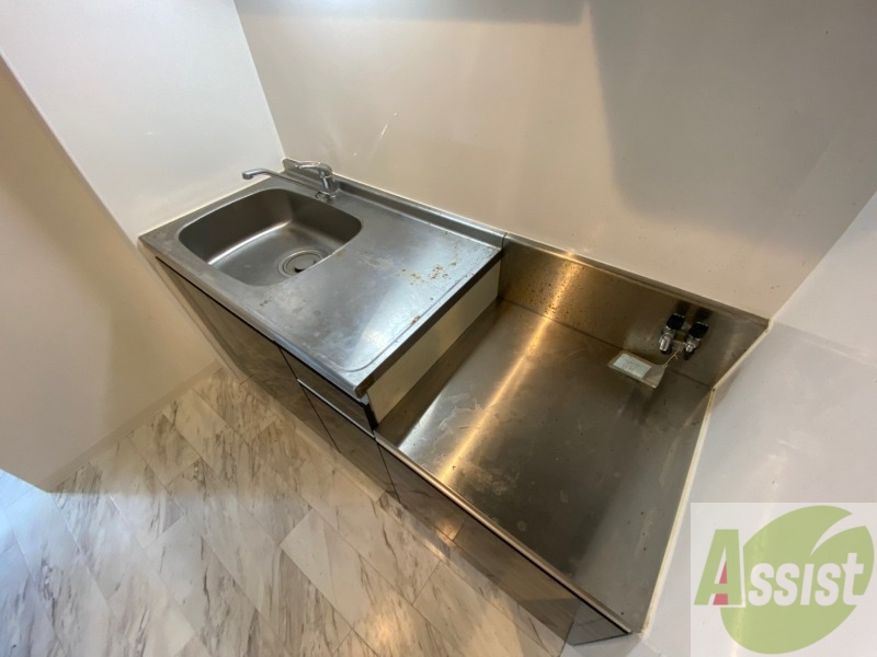 キッチン　キッチンは調理スペースもあり料理がはかどりそうです。