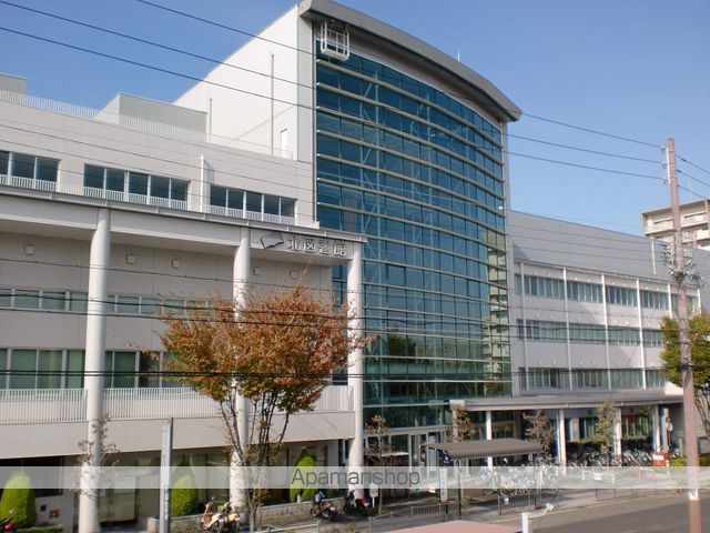 図書館　図書館（図書館）まで664m