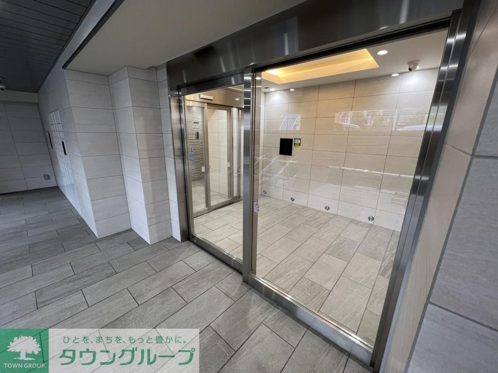 エントランス　バルコニー