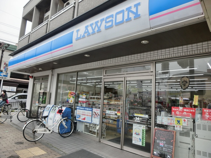 コンビニ　ローソン（コンビニ）まで600m
