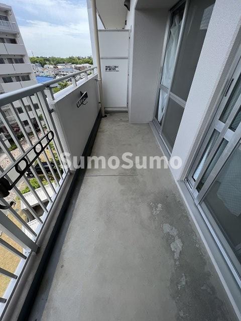 バルコニー　落ち着いた時間を過ごせるバルコニーです